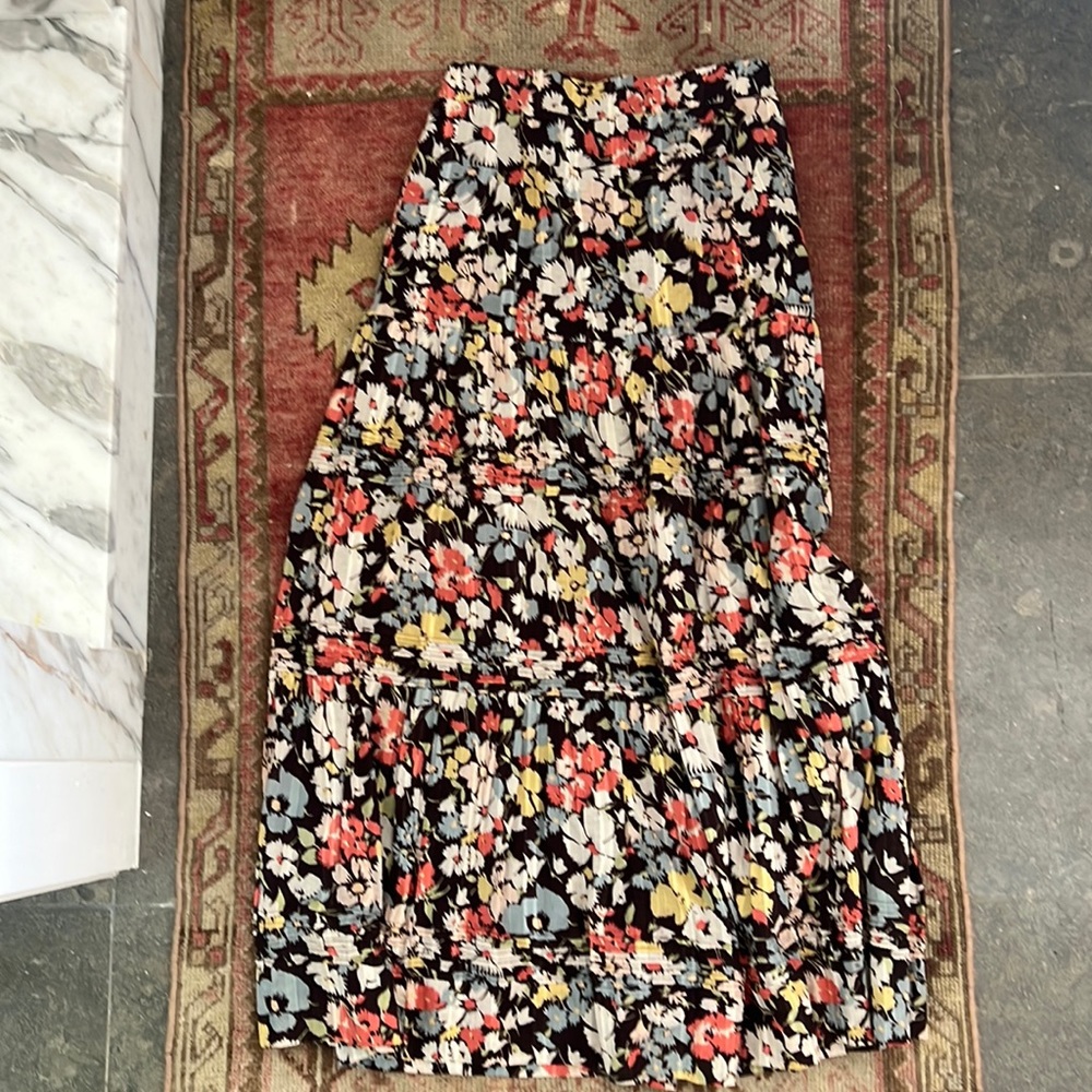 The Great - Size 1 MIDI Skirt.  Matching blouse available for set.